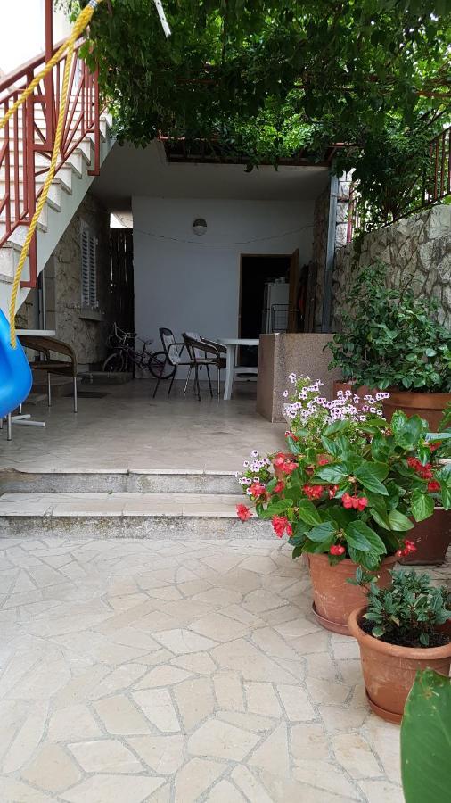 Goran'S Place ฮวาร์ ภายนอก รูปภาพ