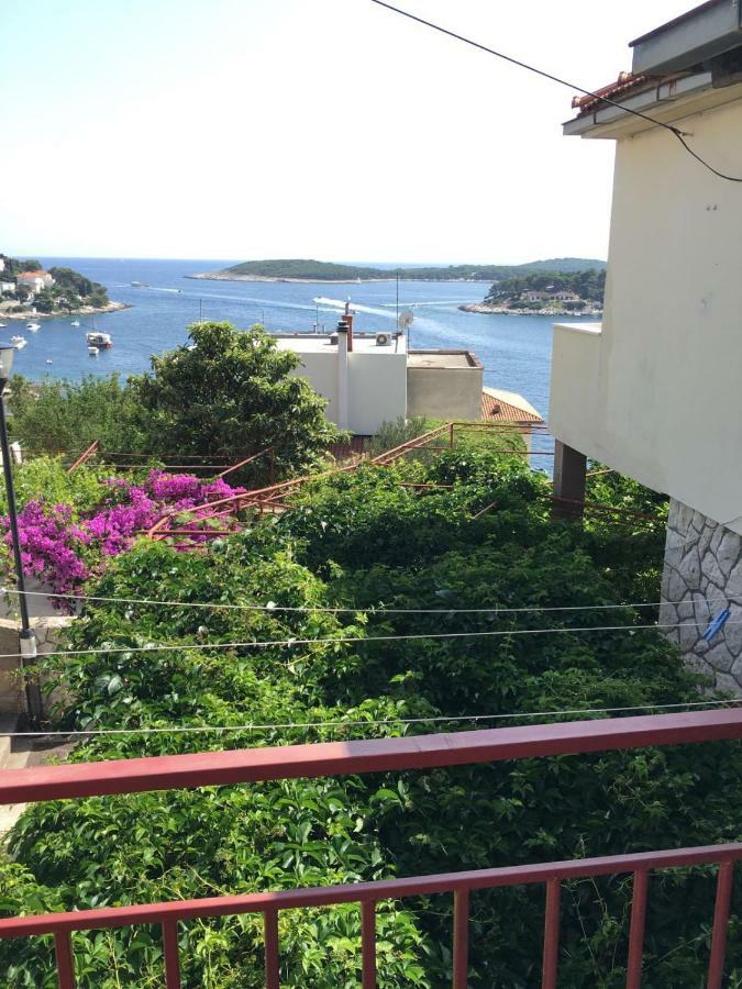 Goran'S Place ฮวาร์ ภายนอก รูปภาพ